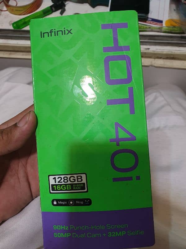 infinix hot 40i 8gb plus 8db 128 db 10/10 2