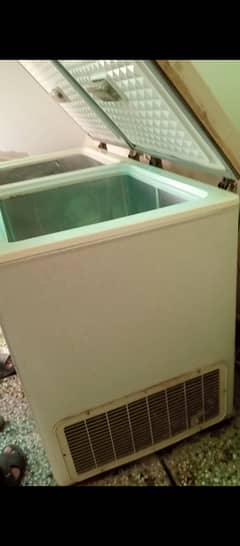 D freezer 2 box large body condition 10/8