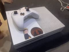 Xbox One S 1Tb with 1 Wireless Controller and 2 Games
