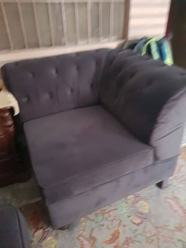 L shape soffa only 3 month use 1