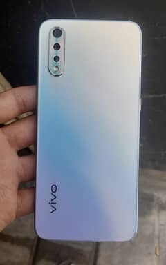 vivo S1
