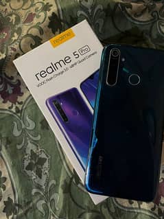 realme