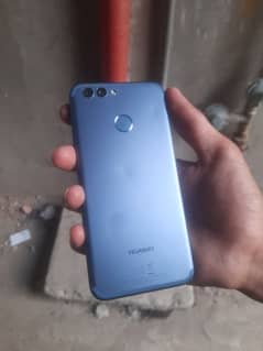 Huawei Nova 2 4gb 64gb Mobile / No oppo vivo samsung infinix iPhone