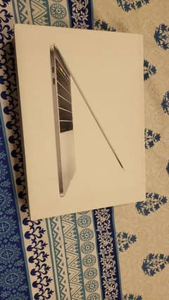 MacBook