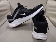 Nike Running Shoes - Lightweight & Comfortable - Size (UK 12)