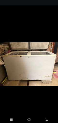 dawlance freezer and refrigerator in good condition
