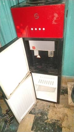Pel dispenser