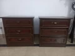 bedside tables,wooden sidetables
