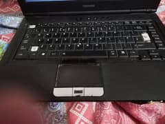 Toshiba Core i3