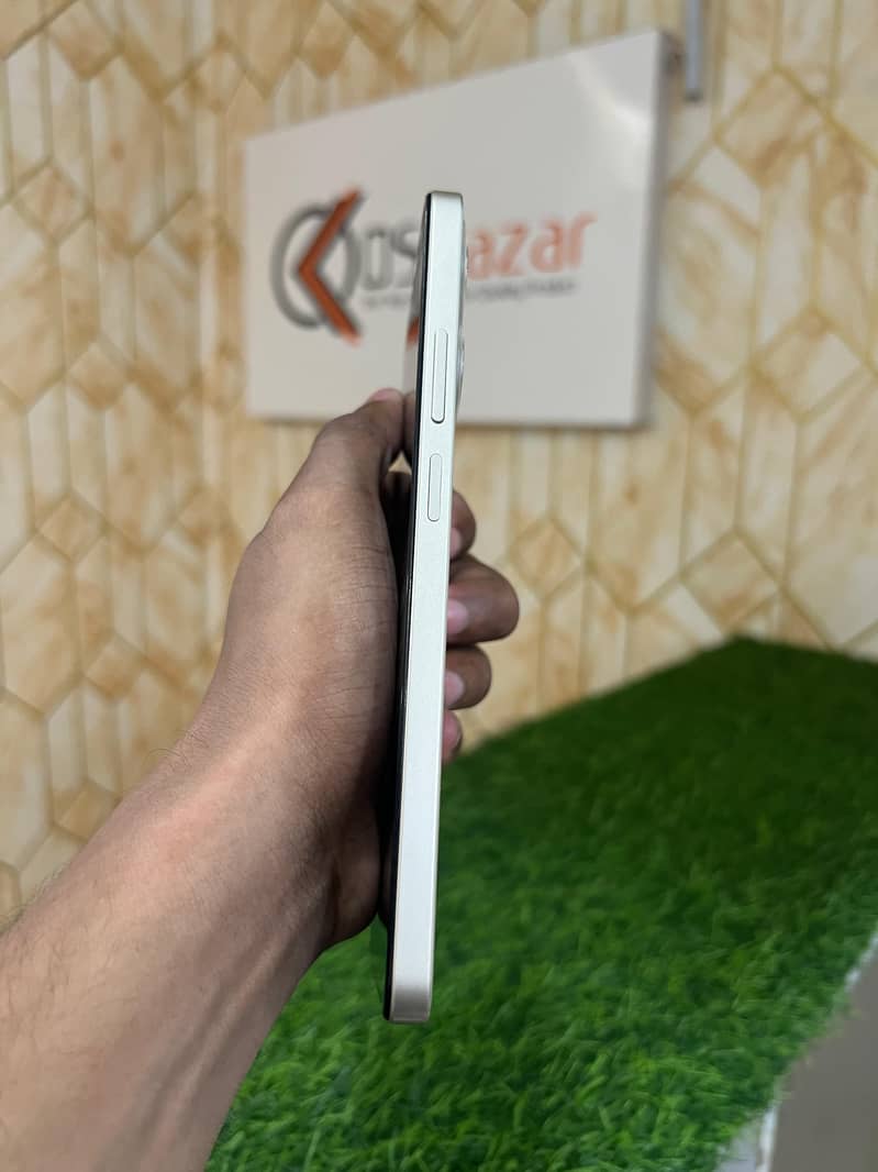 Realme C61 6gb Ram 128gb Storage ( ONLY SET ) 4