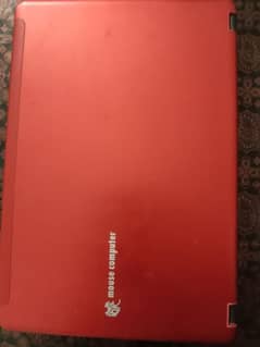À laptop for sale in 10 by 10 condition