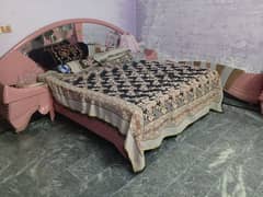 Bed and Dressing Set in 46k