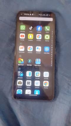 Tecno spark 6,4gb ram 64 gb