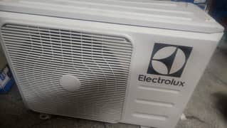 Electrolux 1.5 tan ac good condition t3 compressor