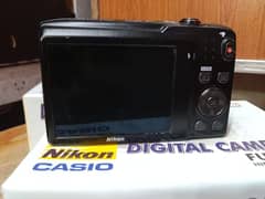 NIKON