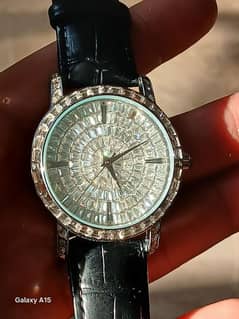 yikaiyi original diamond watch