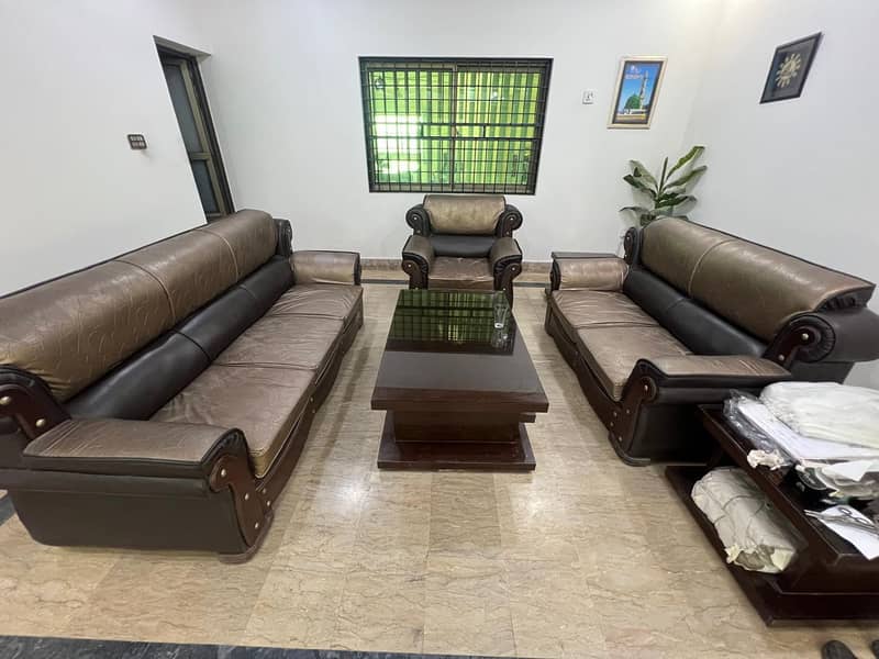 Complete Sofa Set  with 3 Tables 0