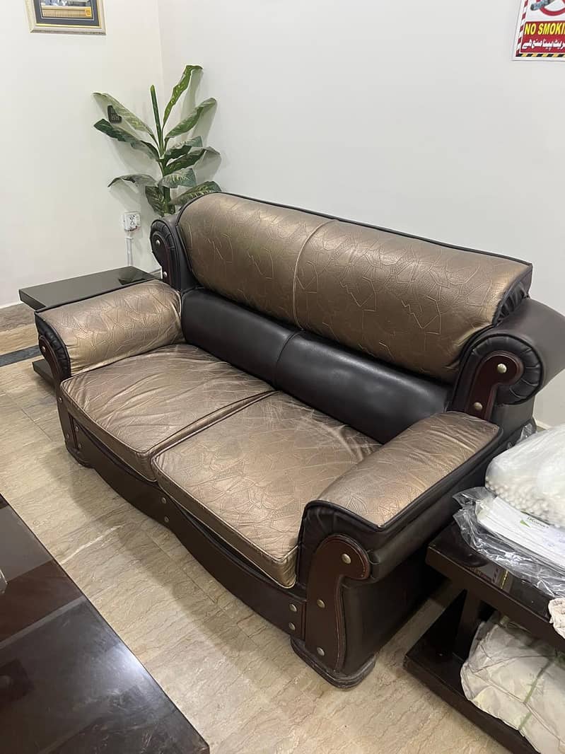 Complete Sofa Set  with 3 Tables 1