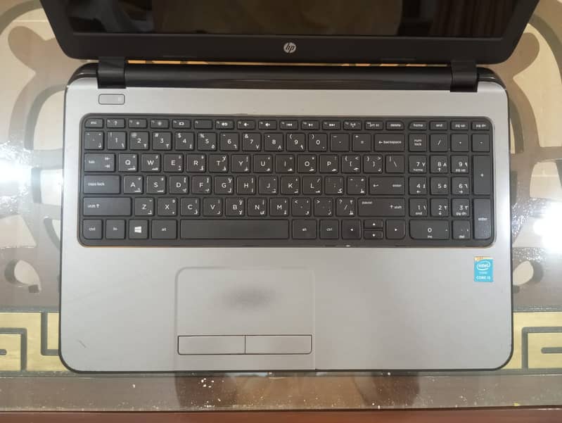 Hp Nvidia Graphics i5 4th Generation 8-256 ssd 2