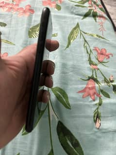 IPHONE XR DUAL SIM PTA APPROVED