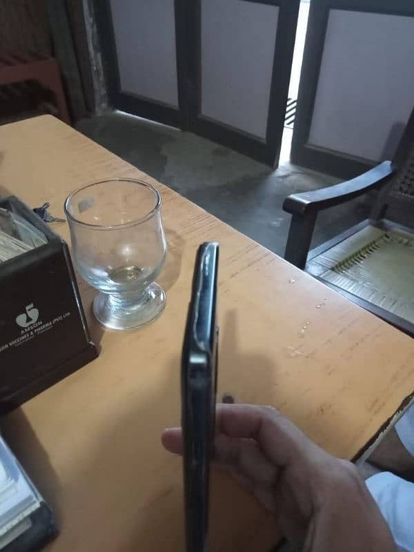 l want Tecno spark 10 c condition 10/10 box no have only with charger 0