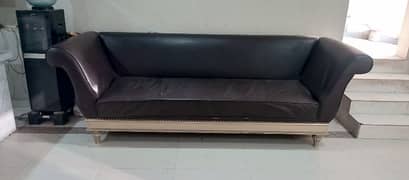 sofa condition 10 of 9