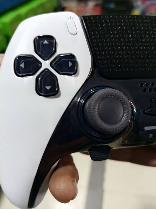 PS5 EDGE CONTROLLER 2