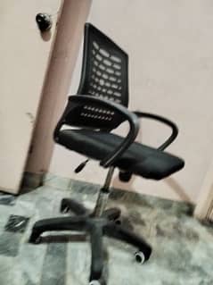 Rolling computer study chair