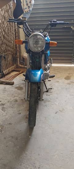 Ravi piaggio storm 125 ok bike only for sale