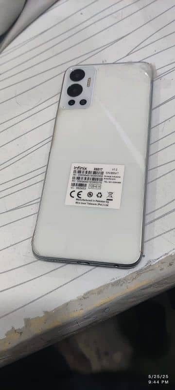 Hot12 mobile 10/10 condition  no box only mobile and charge 0