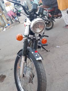united 125