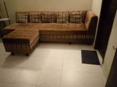 5 seater sofa with puffy and cusions. . . almost new(03353815850)