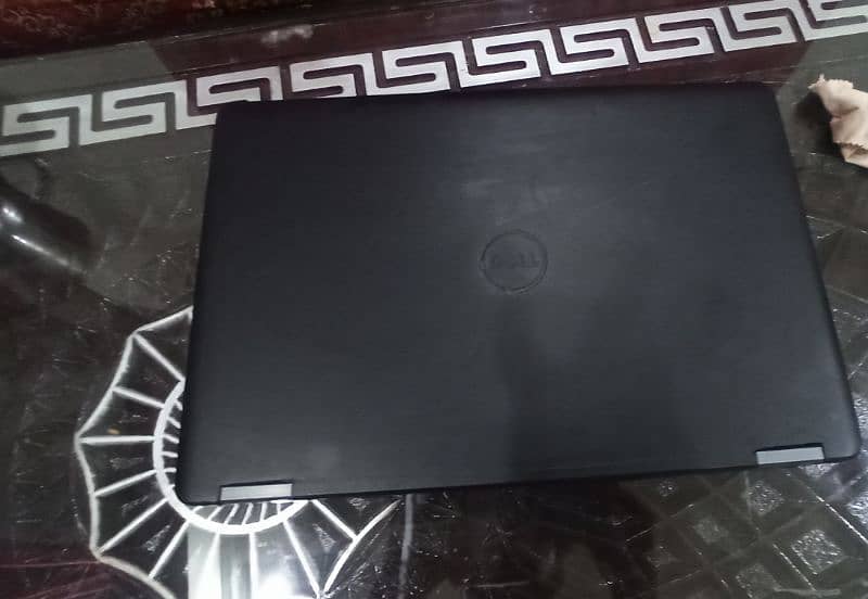 Dell Latitude E5550 full size i5 5th generation 2GBgraphiccard inbuilt 4