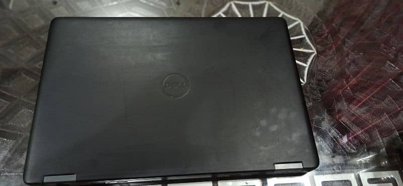 Dell Latitude E5550 full size i5 5th generation 2GBgraphiccard inbuilt 6