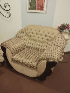 Classic sofa set