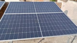 4 Solar plates with stand Longi 585W