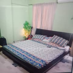 King size platform bed