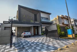 1 Kanal 100% Orignal Pick Luxury House For Rent Near Park Hot Location