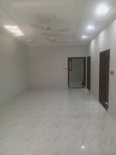 Fully saprate upper portion available rent in Azeem colony near vmall cantt