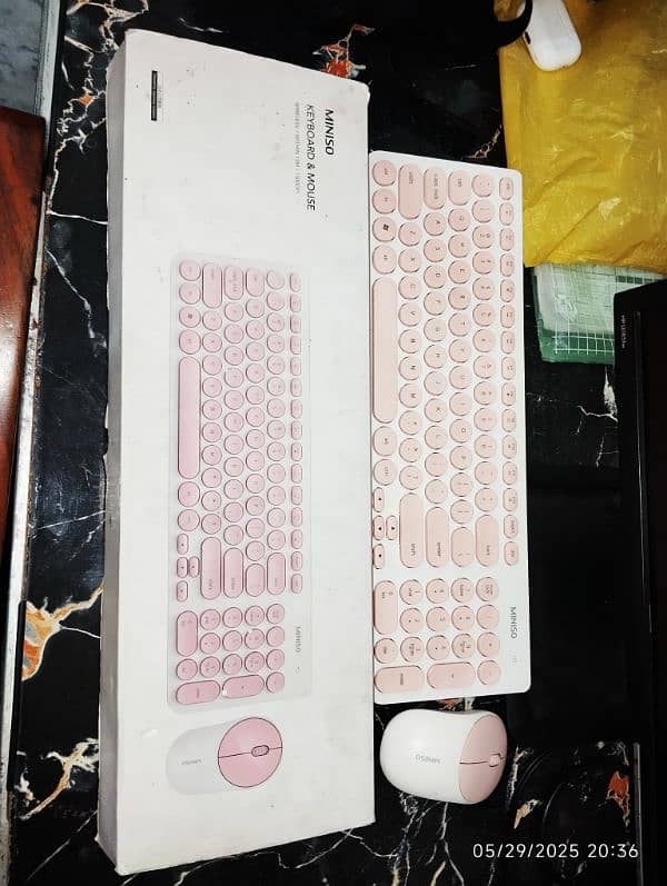wireless keyboard & mouse 3