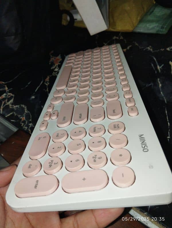 wireless keyboard & mouse 14