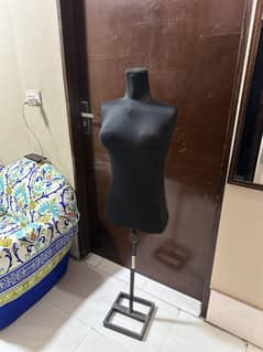 Mannequin,