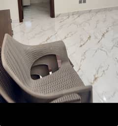 4x Rattan / Plastic Chairs in Excellent Condition