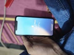 IPhone xr Icloud locked
