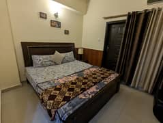 ONE BED APARTMENT AVAILABLE FOR RENT ON DAILY WEEKLY BASIS E-11/2