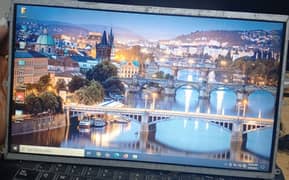 40 PINS 14 INCH LCD USED AND PERFECT WORKING AS SHOWN