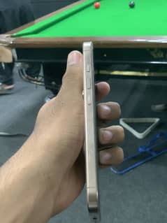 iPhone 60 pro with box 2 month use 10/10 condition
