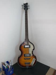 LE Marquis NY Violin Bass Guitar 2018