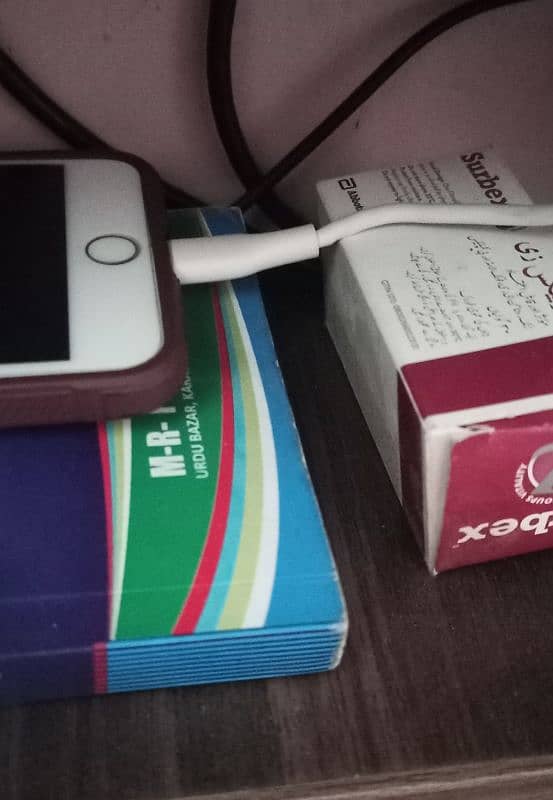 iPhone 7 Plus 32GB Bypass Finger not working Battery not Working 11