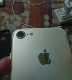 Iphone 7 32 GB box pannel break chalta sai ha